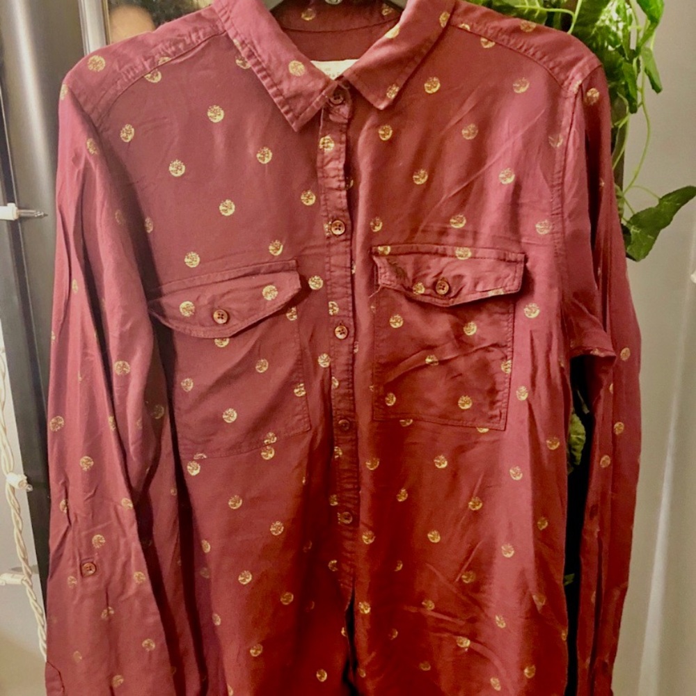 Button down shirt - Picture 2 of 4